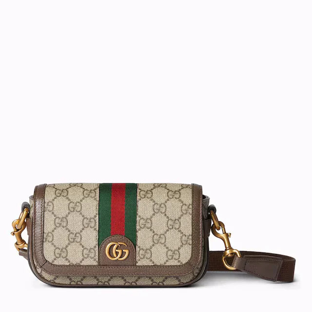 795466_FABIA_9741_001_100_0000_Light