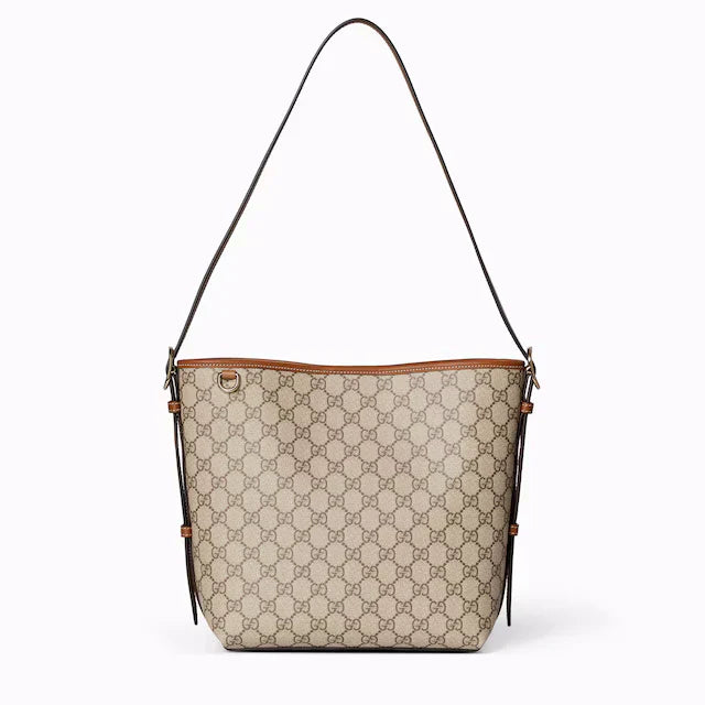 848881_FAD6L_9758_001_100_0000_Light