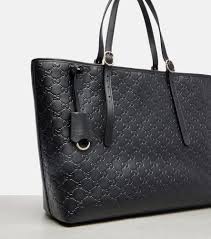 847455_AAFDV_1000_001_100_0000_Light